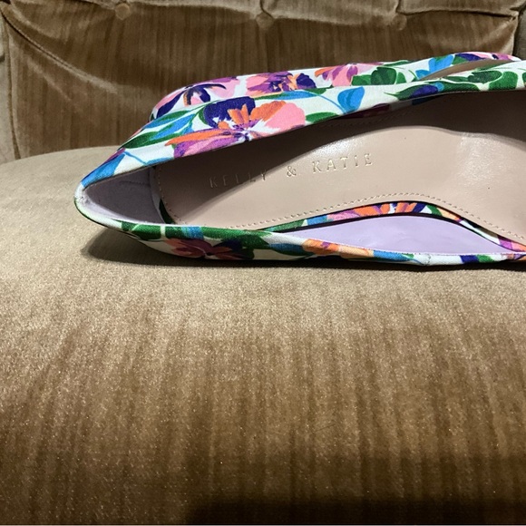 Kelly & Katie Multicolor Floral Heels Women’s 6.5 - Picture 8 of 11